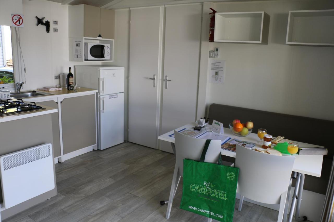 Mobile Homes By Kelair At Castell Montgri Torroella De Montgri Exterior photo